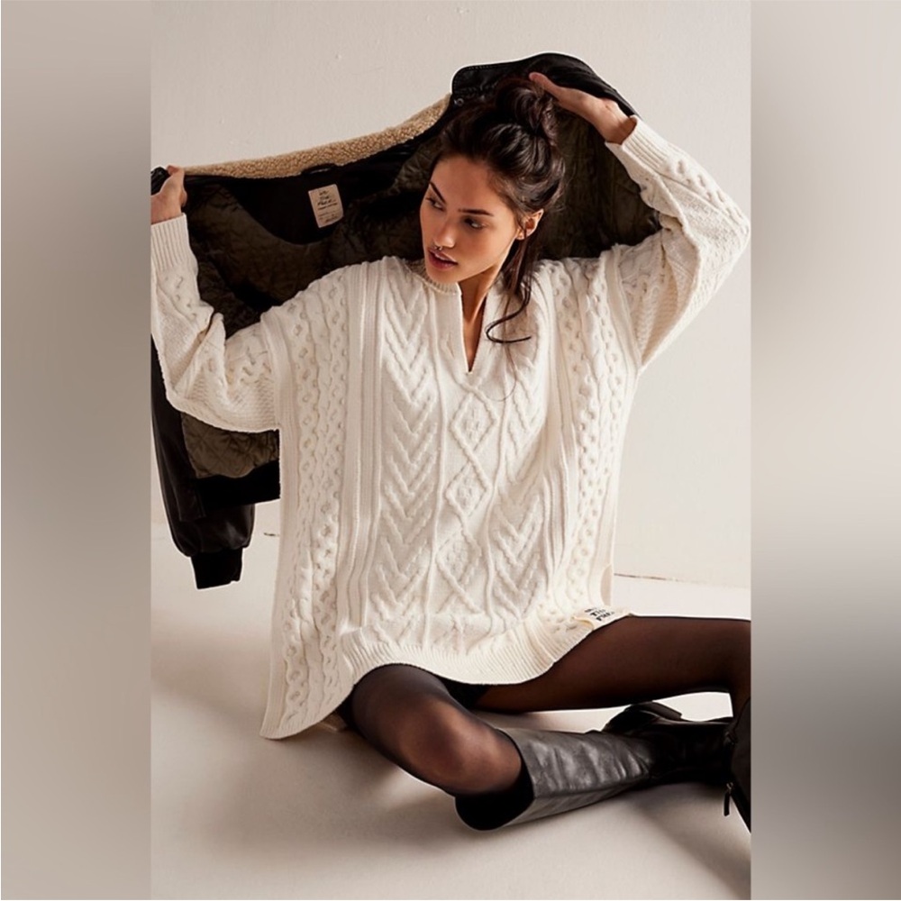 Free People We The Free Say What Cable Sweater Ivory Oversized Size Medium NWT